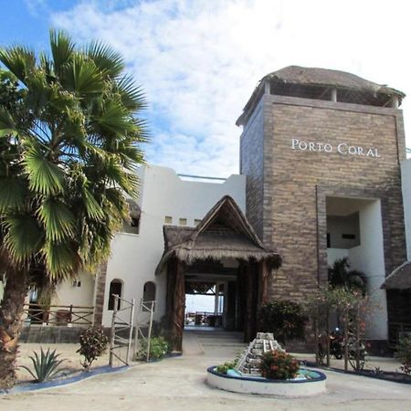 Porto Coral Hotel & Suites Chetumal Exteriör bild