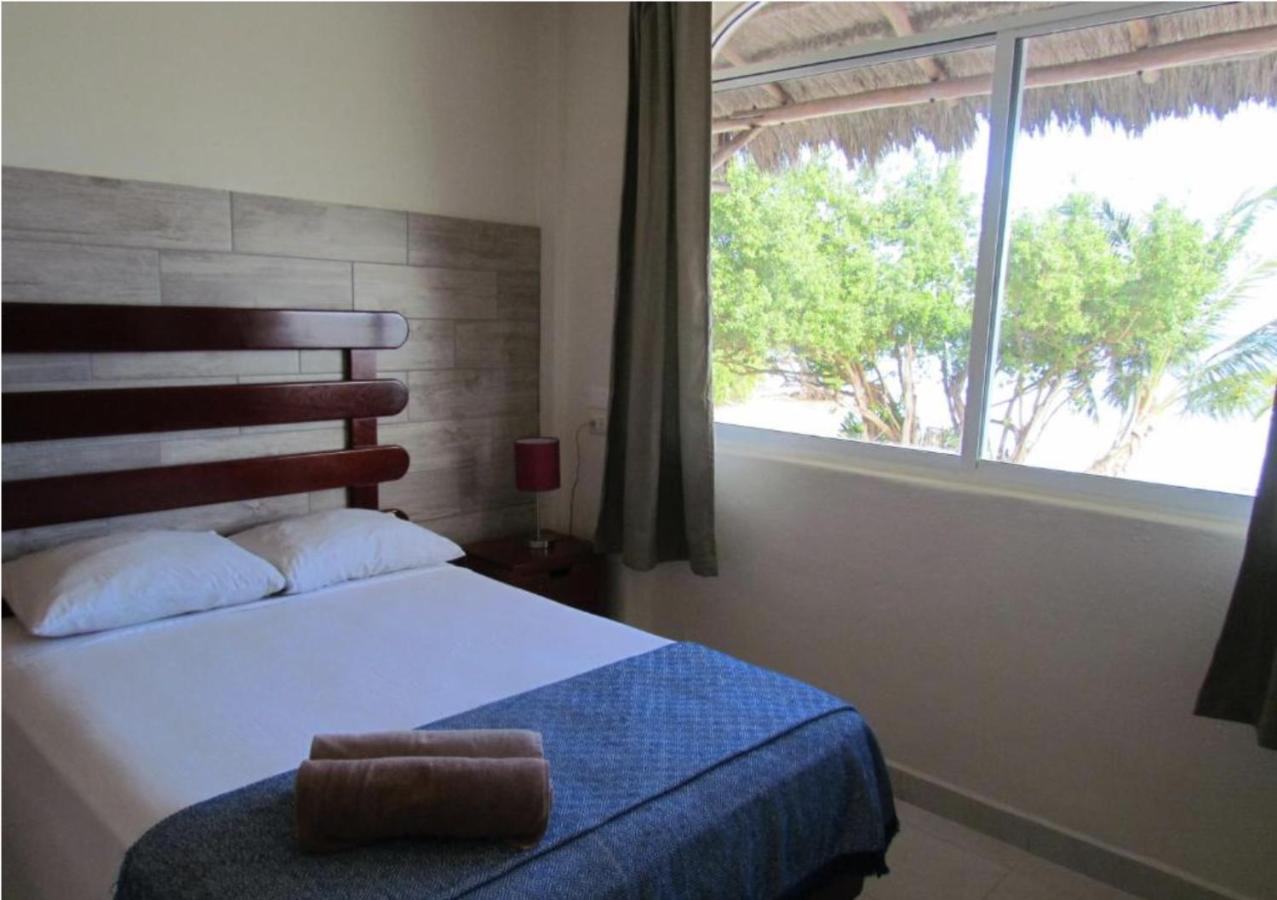 Porto Coral Hotel & Suites Chetumal Exteriör bild