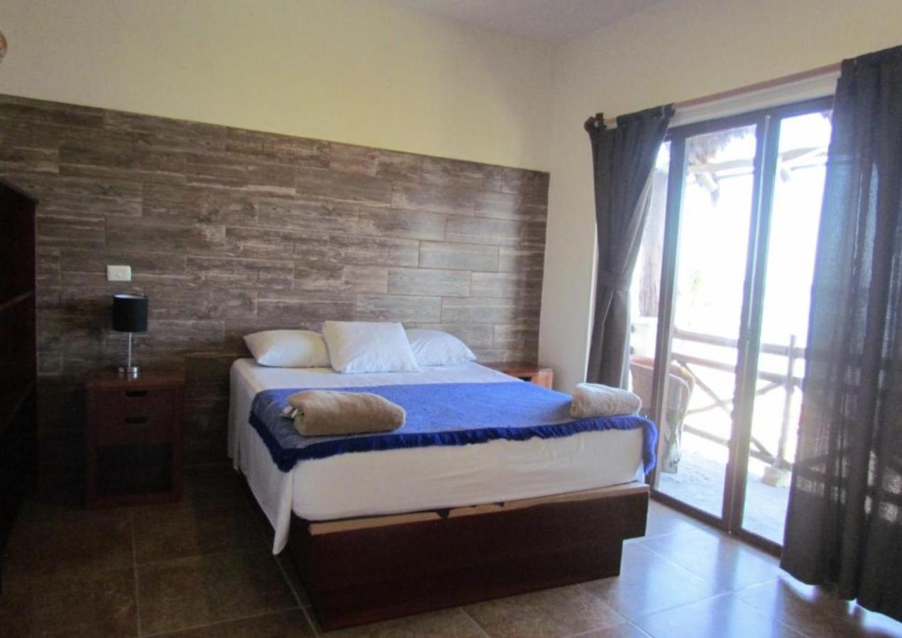Porto Coral Hotel & Suites Mahahual Exteriör bild