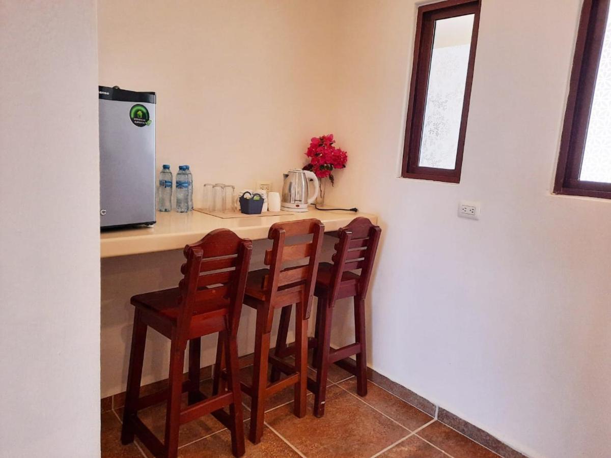 Porto Coral Hotel & Suites Chetumal Exteriör bild