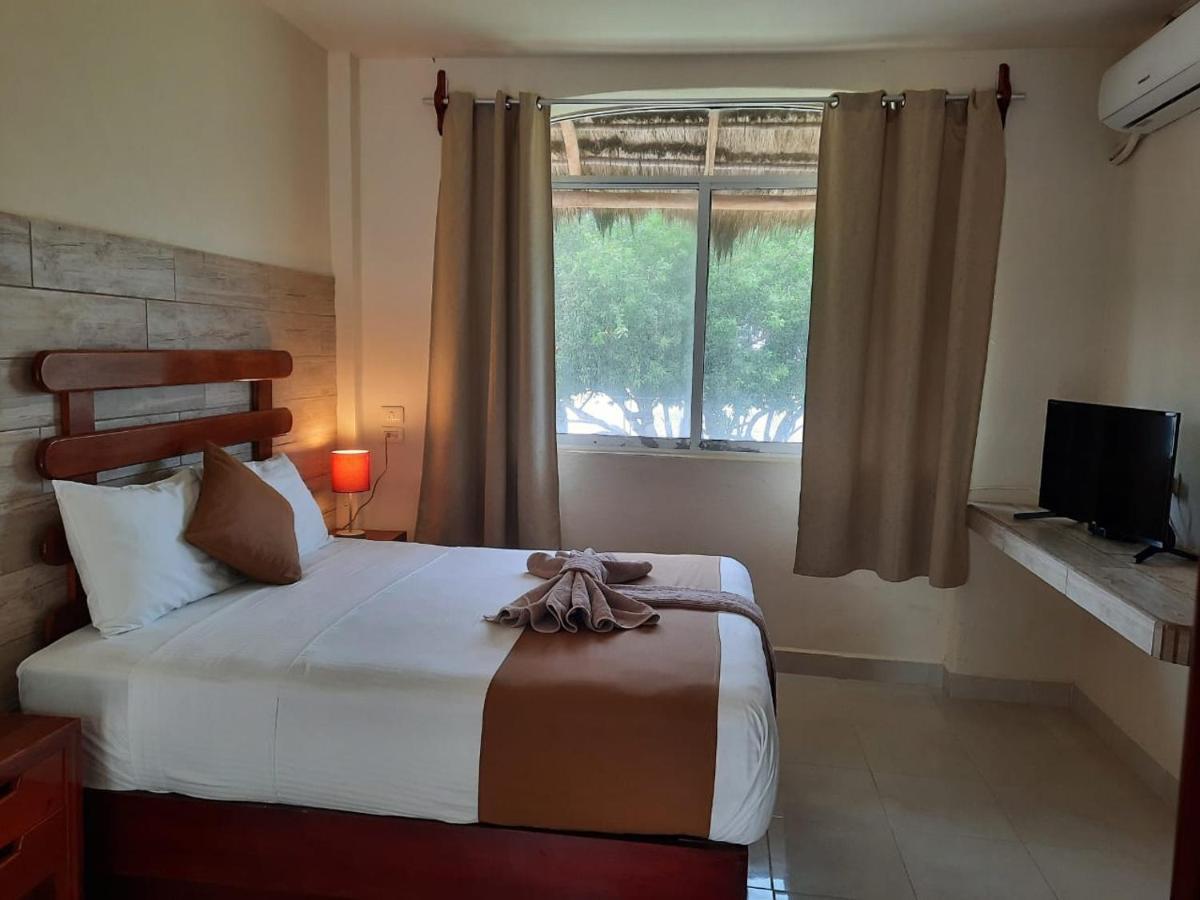 Porto Coral Hotel & Suites Mahahual Exteriör bild